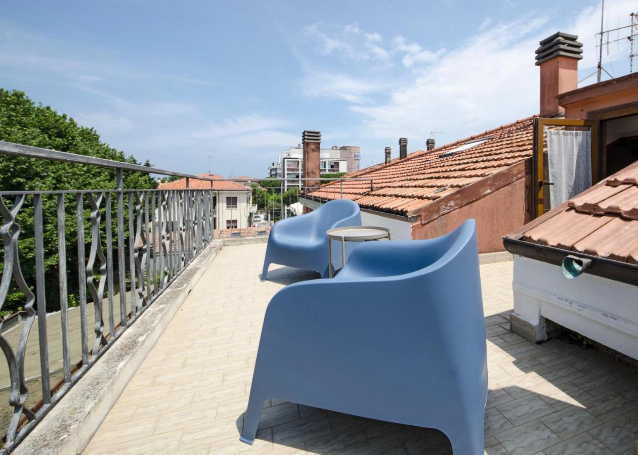 Casa Nisida Appartement Pesaro Buitenkant foto